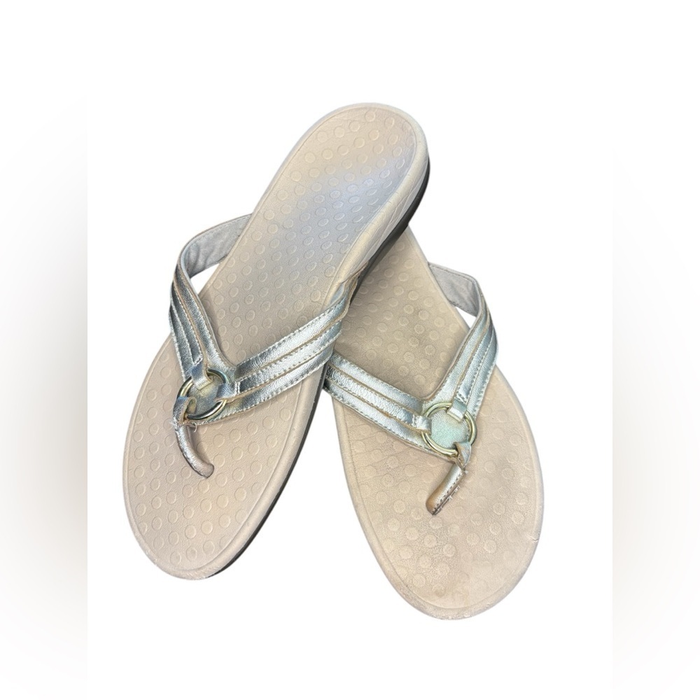 Vionic Women's Tide Aloe Toe-Post Sandals Flip Flop gold Beige size (11”)